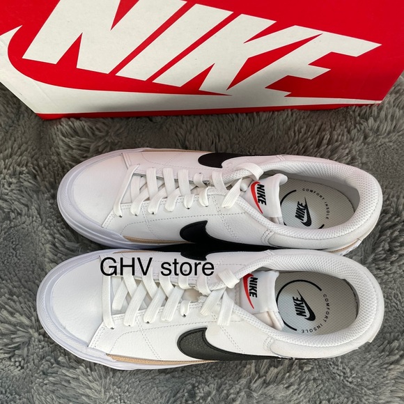 Nike Women Court Legacy Lift Platform Causal and Training Sneaker Shoes - Picture 4 of 6